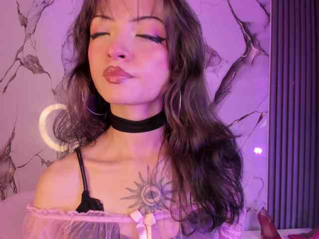 MaddieStark Sex Cam Show