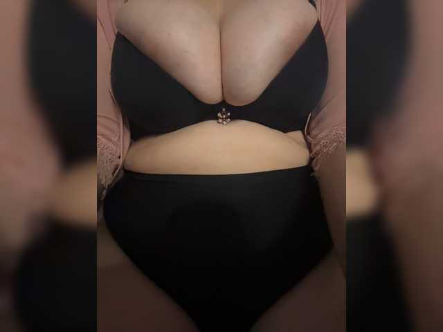 Beronikka live cam on BongaCams