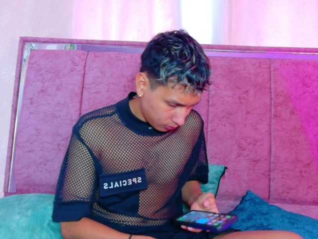 go to chat with adonhix-firex