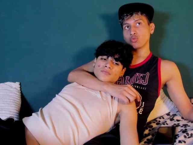 adonhix-firex Sex Cam Show