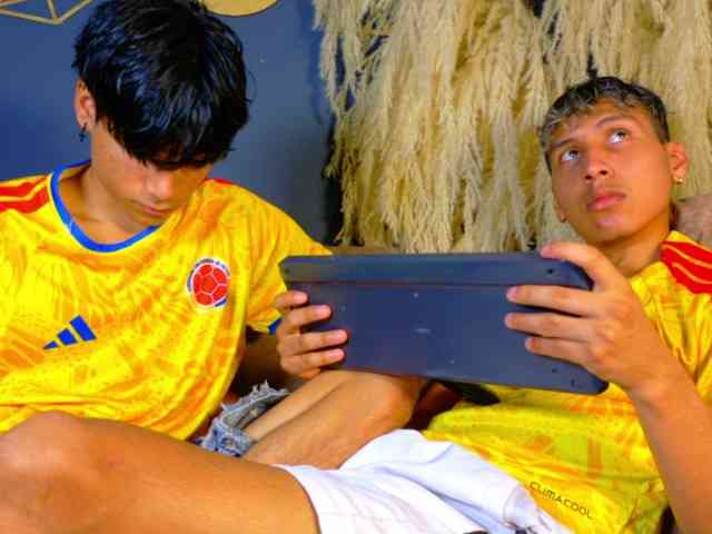 adonhix-firex Sex Cam Show
