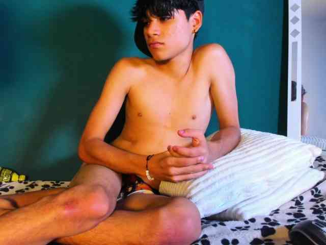 adonhix-firex Sex Cam Show
