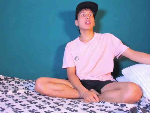adonhix-firex Sex Cam Show