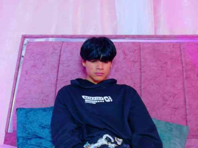 adonhix-firex Live Webcam on BongaCams