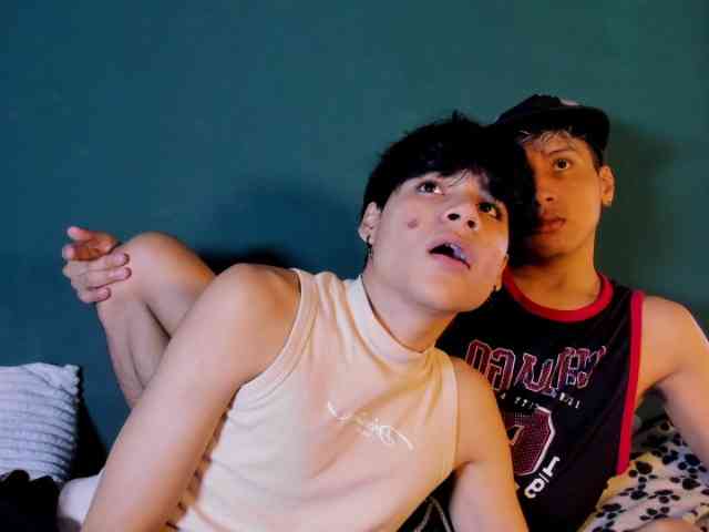 adonhix-firex Sex Cam Show