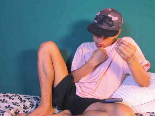 adonhix-firex Sex Cam Show