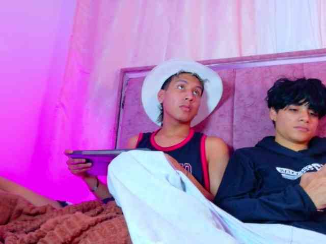 adonhix-firex Live Webcam on BongaCams