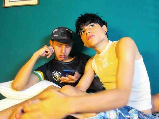 adonhix-firex Sex Cam Show
