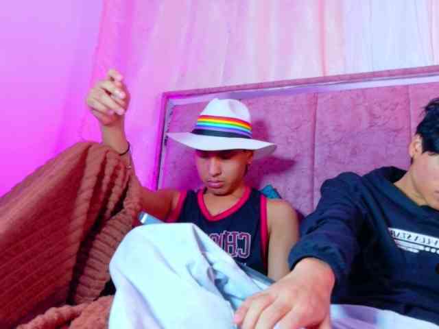 adonhix-firex Live Webcam on BongaCams