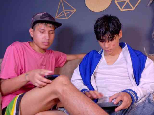 adonhix-firex Sex Cam Show
