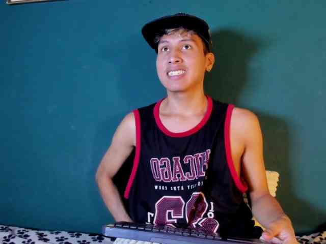 adonhix-firex Sex Cam Show