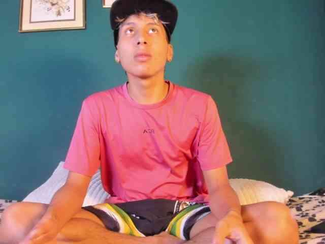 adonhix-firex Sex Cam Show