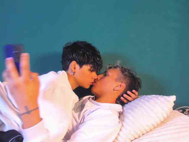 adonhix-firex Sex Cam Show