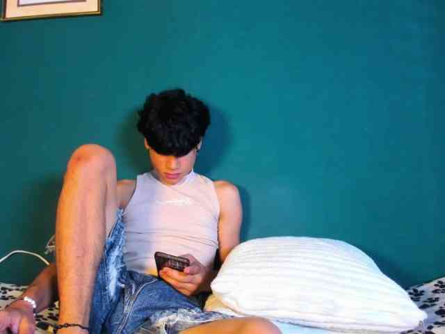 adonhix-firex Sex Cam Show