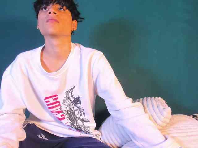 adonhix-firex Sex Cam Show