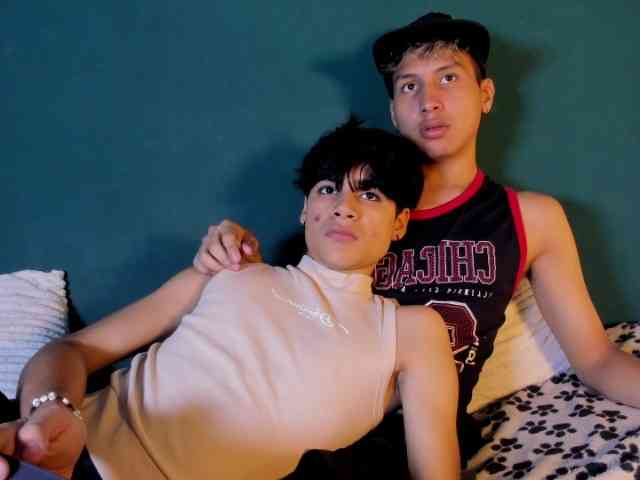 adonhix-firex Sex Cam Show