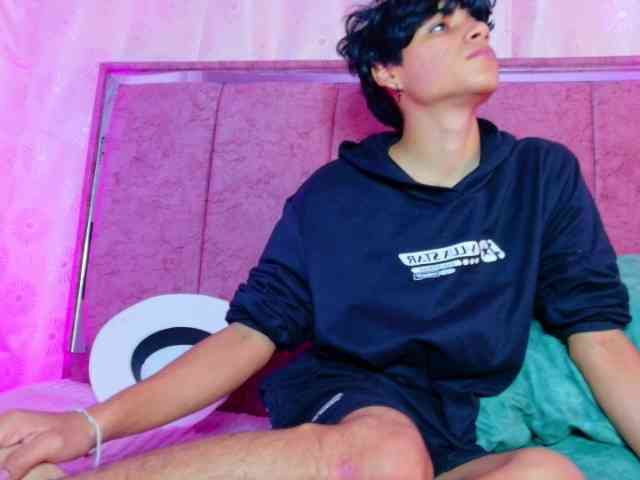 adonhix-firex Live Webcam on BongaCams
