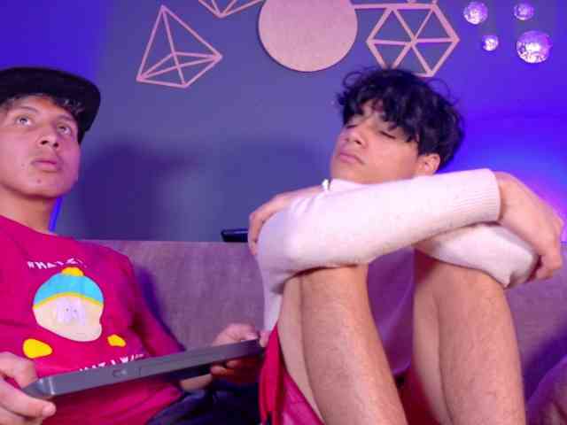adonhix-firex Sex Cam Show
