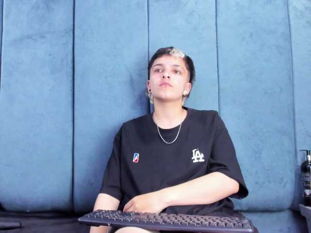 MeganThompson's BongaCams show and profile