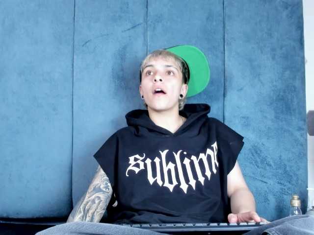 MeganThompson live cam on BongaCams