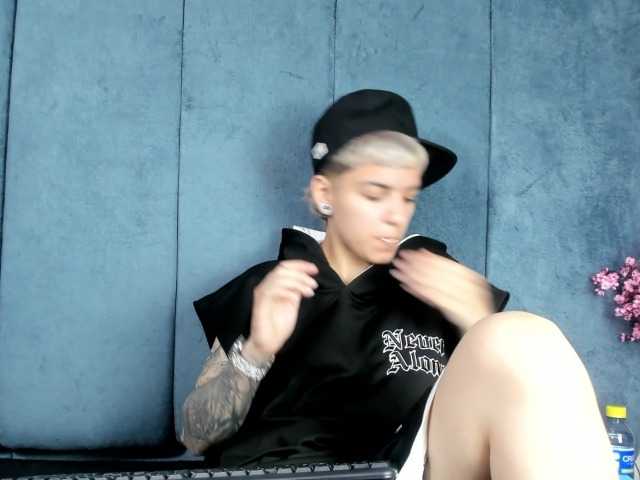 MeganThompson live cam on BongaCams