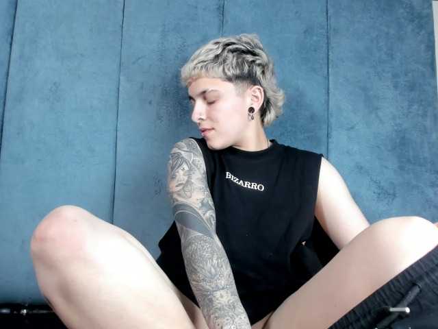 MeganThompson live cam on BongaCams
