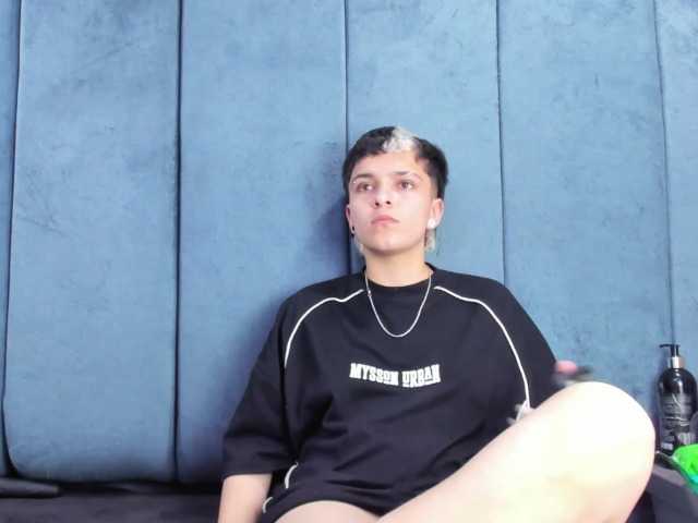 MeganThompson Live Cam on BongaCams