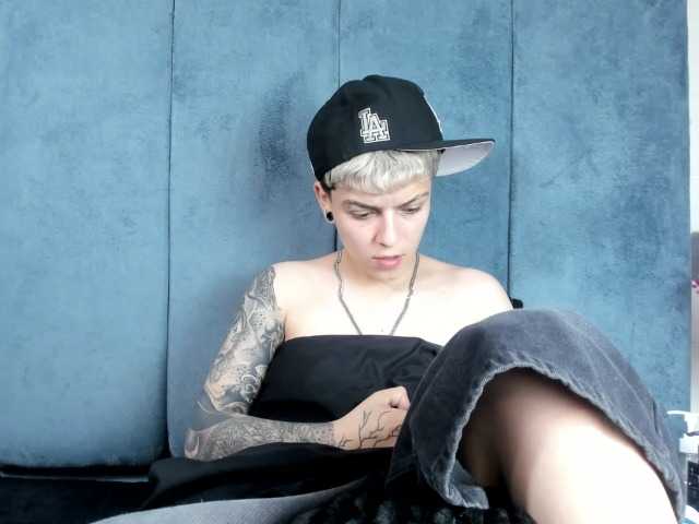 MeganThompson live cam on BongaCams