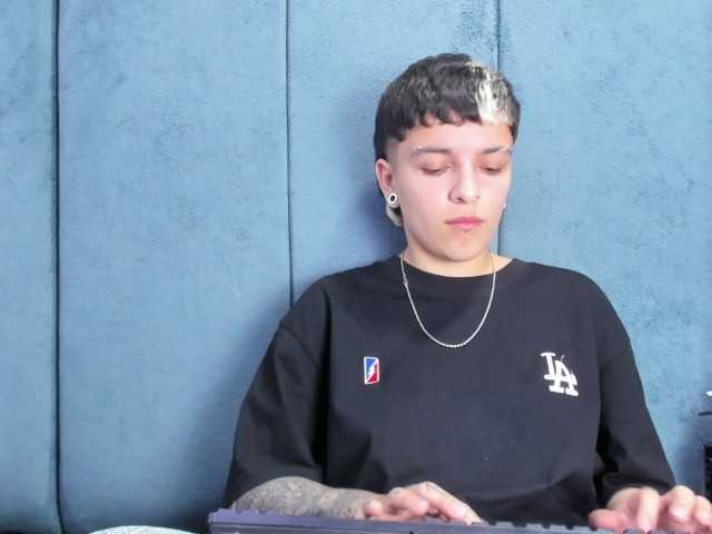MeganThompson live cam on BongaCams
