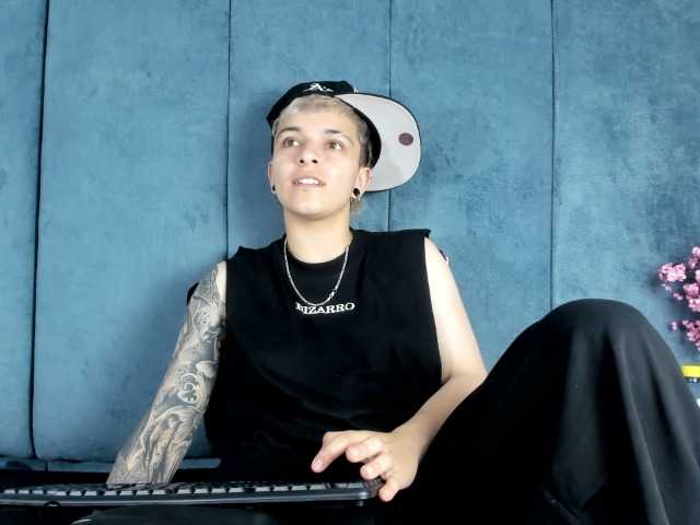 MeganThompson live cam on BongaCams
