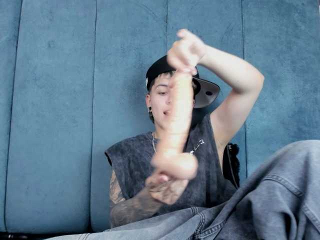 MeganThompson live cam on BongaCams