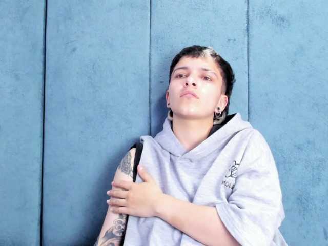 MeganThompson live cam on BongaCams