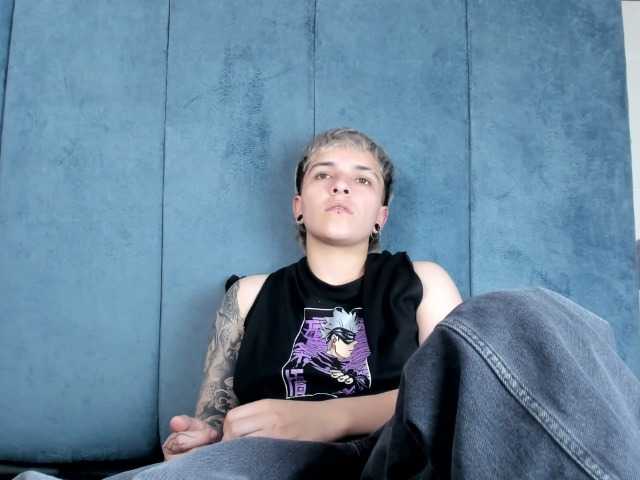 MeganThompson live cam on BongaCams