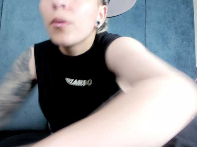 MeganThompson live cam on BongaCams