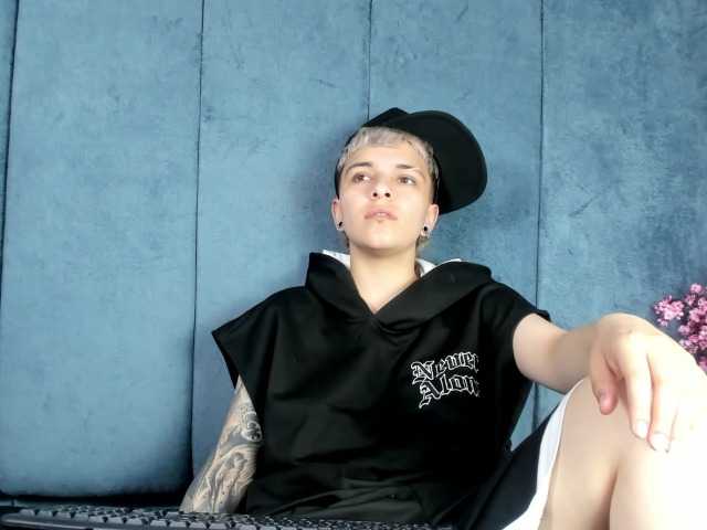 MeganThompson live cam on BongaCams