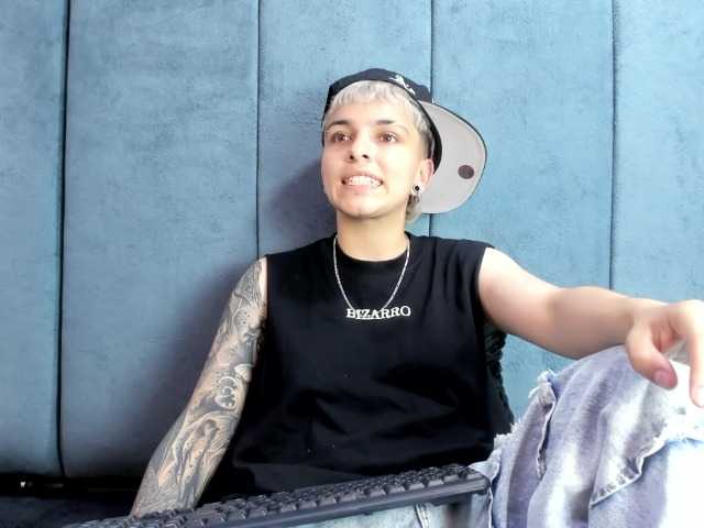 MeganThompson live webcam show