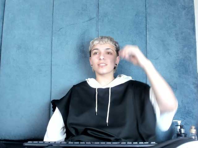 MeganThompson live cam on BongaCams