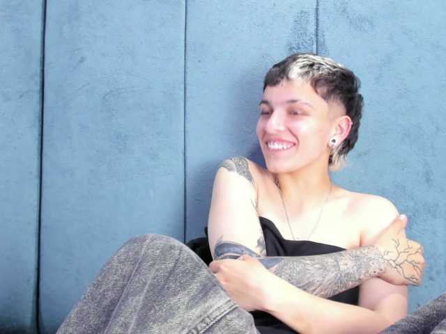 MeganThompson live cam on BongaCams