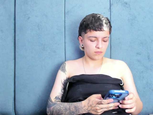 MeganThompson live cam on BongaCams