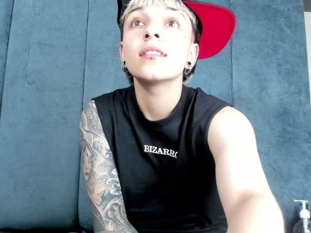 MeganThompson live cam on BongaCams