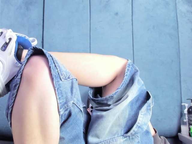 MeganThompson's BongaCams show and profile