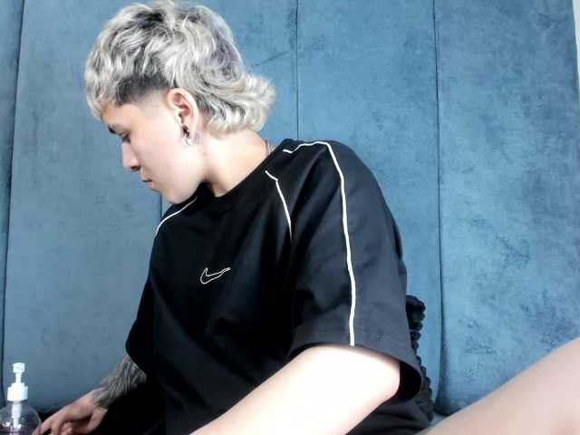 MeganThompson live cam on BongaCams
