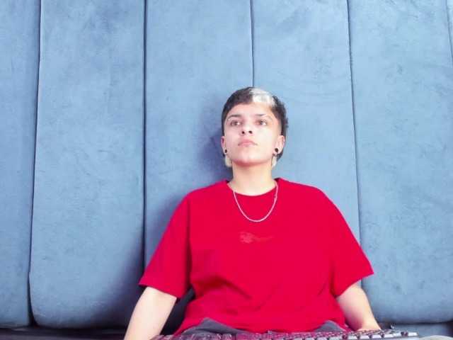 MeganThompson's BongaCams show and profile