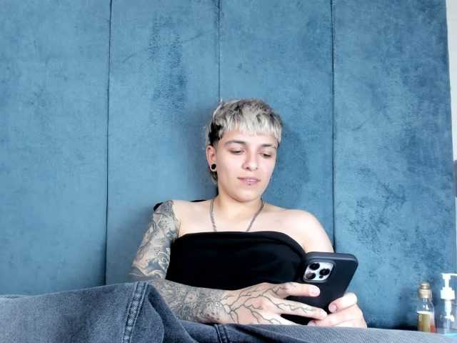 MeganThompson live cam on BongaCams