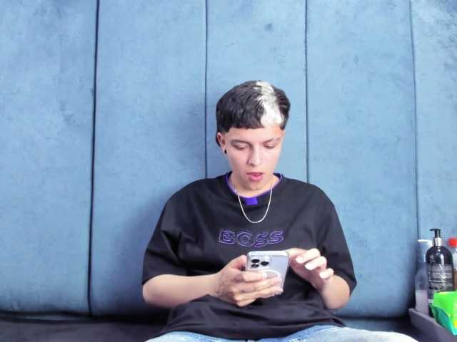 MeganThompson's BongaCams show and profile