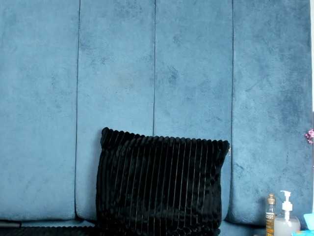 MeganThompson live cam on BongaCams