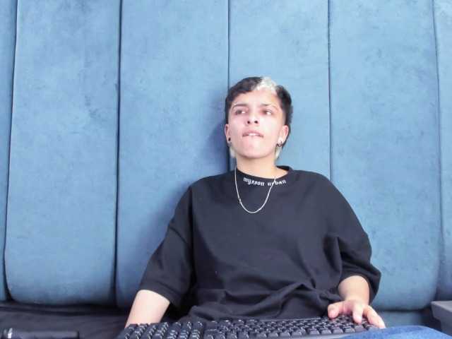 MeganThompson's BongaCams show and profile