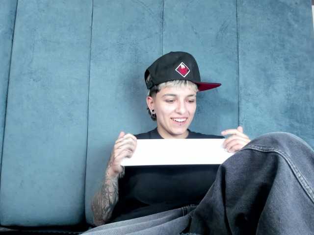 MeganThompson live cam on BongaCams