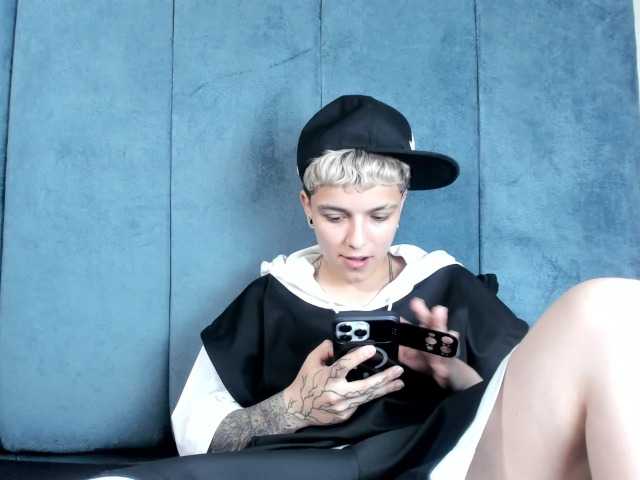 MeganThompson live cam on BongaCams