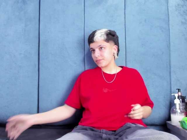 MeganThompson's BongaCams show and profile